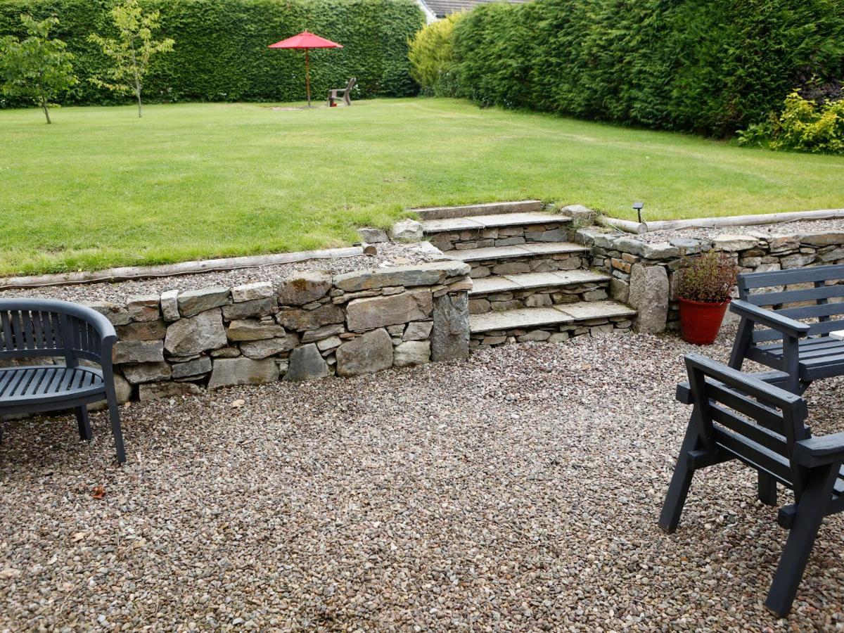 Roseburn Villa Pitlochry Exterior photo