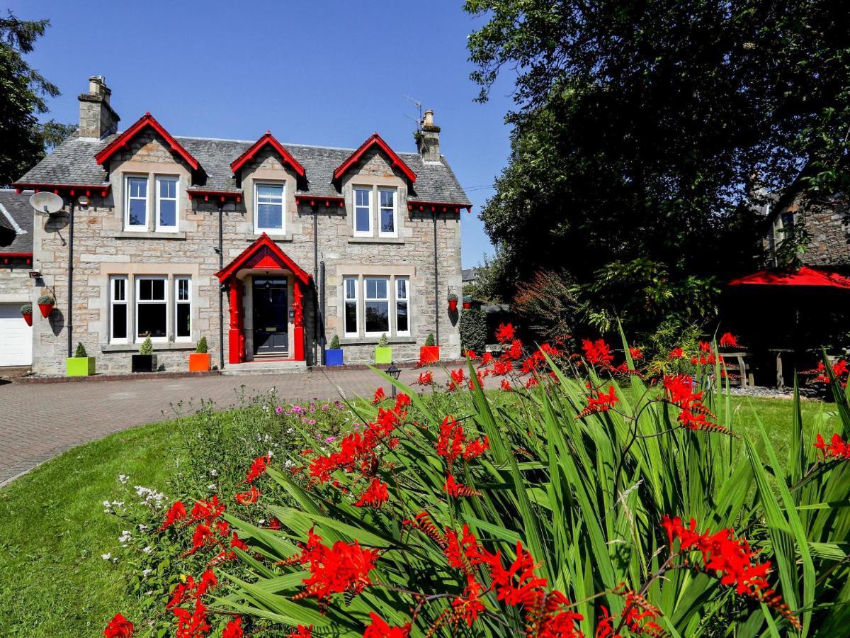 Roseburn Villa Pitlochry Exterior photo